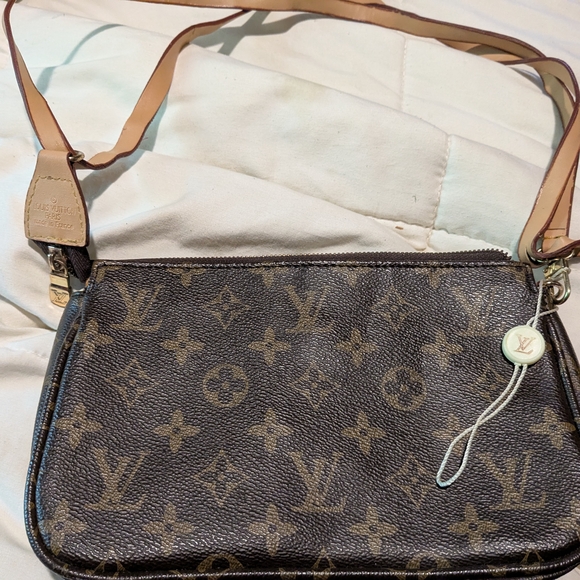 Louis Vuitton Brown Monogram Women's Bag - Picture 1 of 5